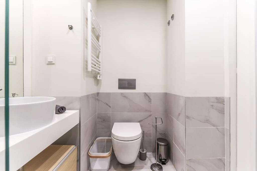 Marques Pombal Central 2 Bed Apt Ac Lisbon Bagian luar foto